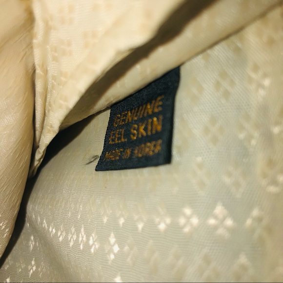 Unique and genuine Eel skin clutch - Picture 5 of 7